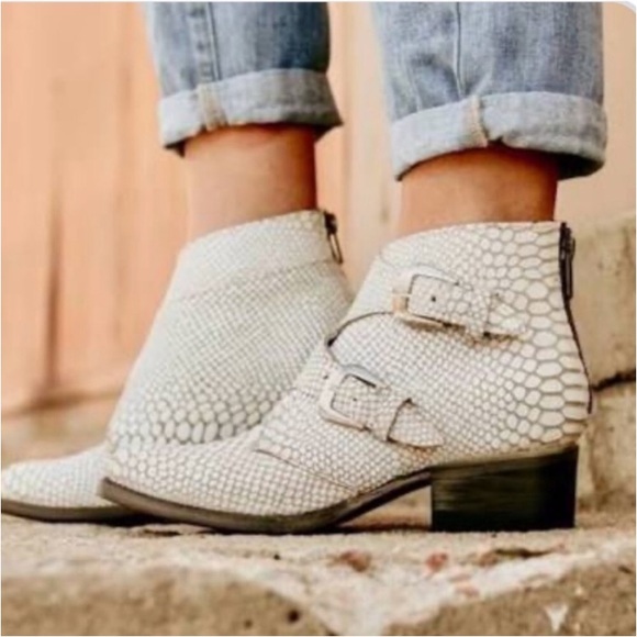 Freebird by Steven Shoes - Freebird Saga Boots